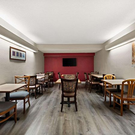 Econo Lodge Ричмънд Екстериор снимка
