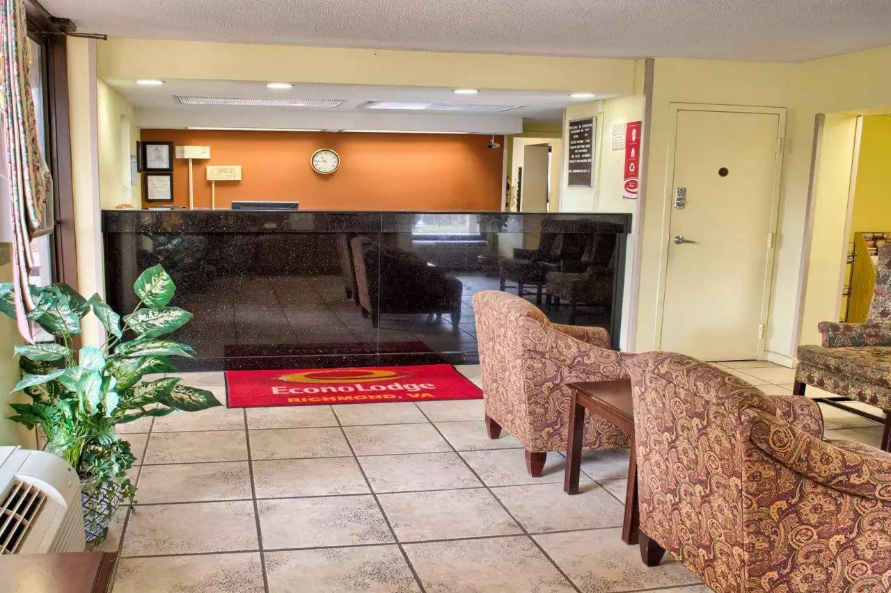 Econo Lodge Ричмънд Екстериор снимка