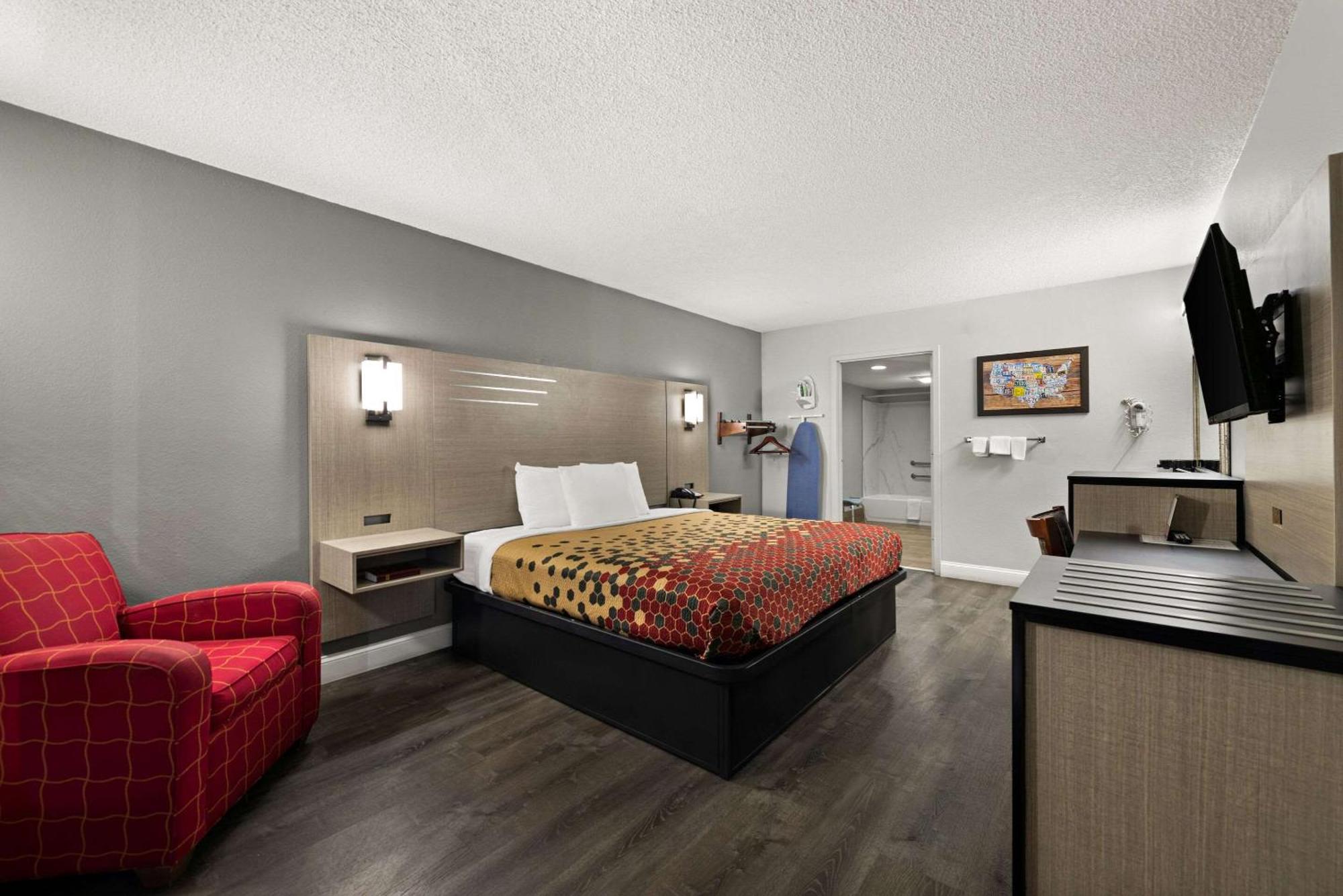 Econo Lodge Ричмънд Екстериор снимка