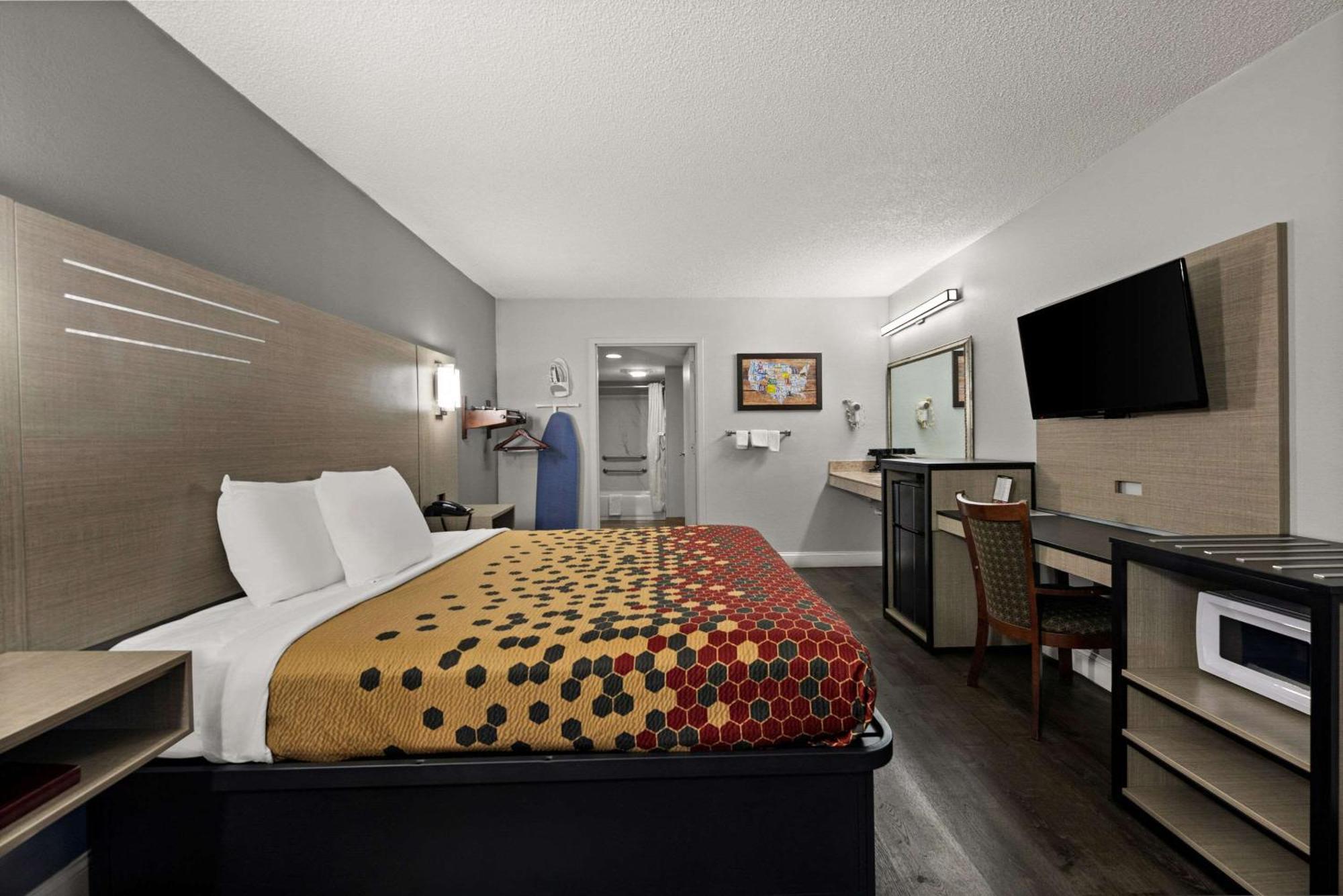 Econo Lodge Ричмънд Екстериор снимка