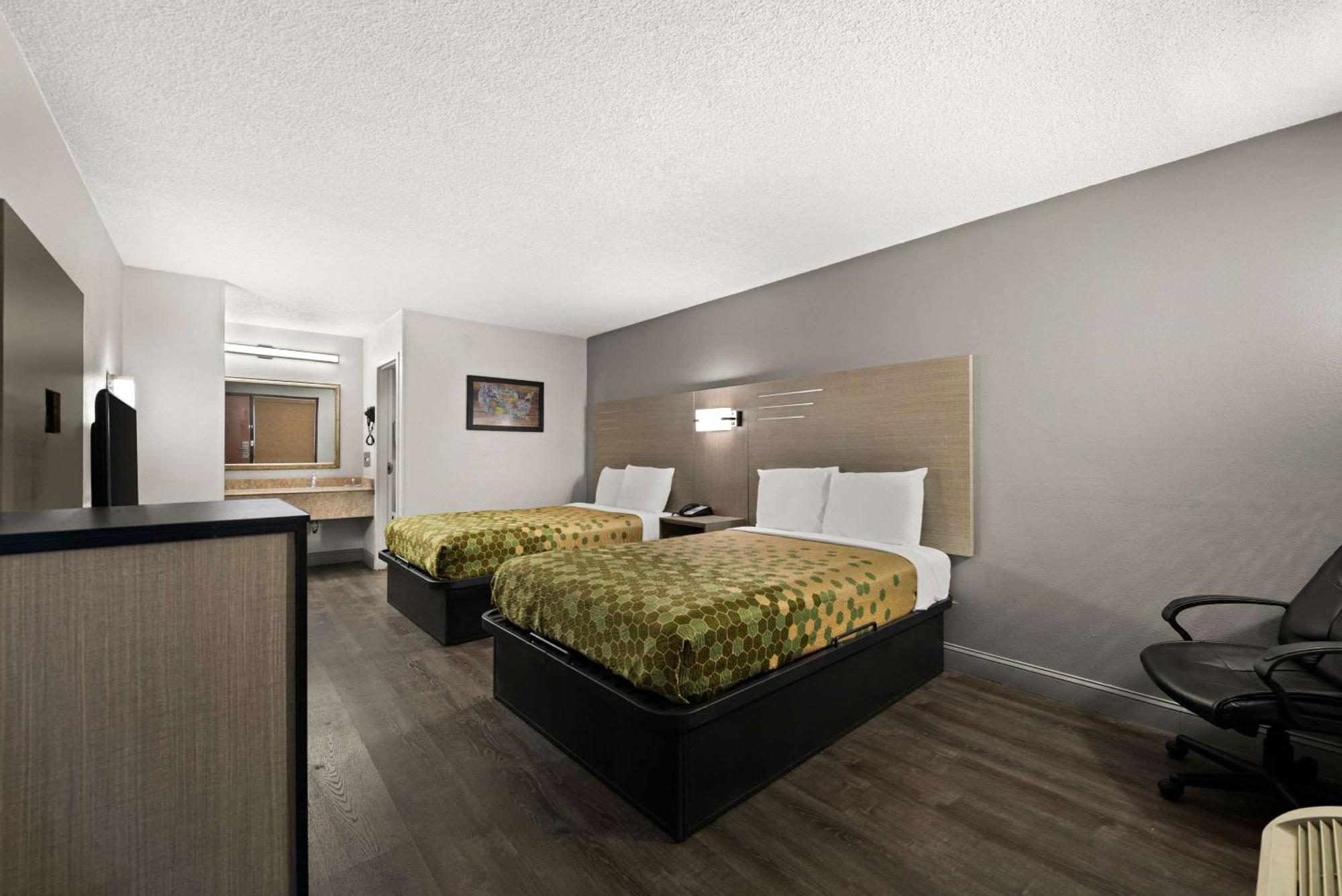 Econo Lodge Ричмънд Екстериор снимка